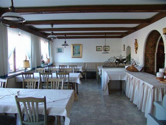 Hotel Gasthof Forelle Зигсдорф Экстерьер фото