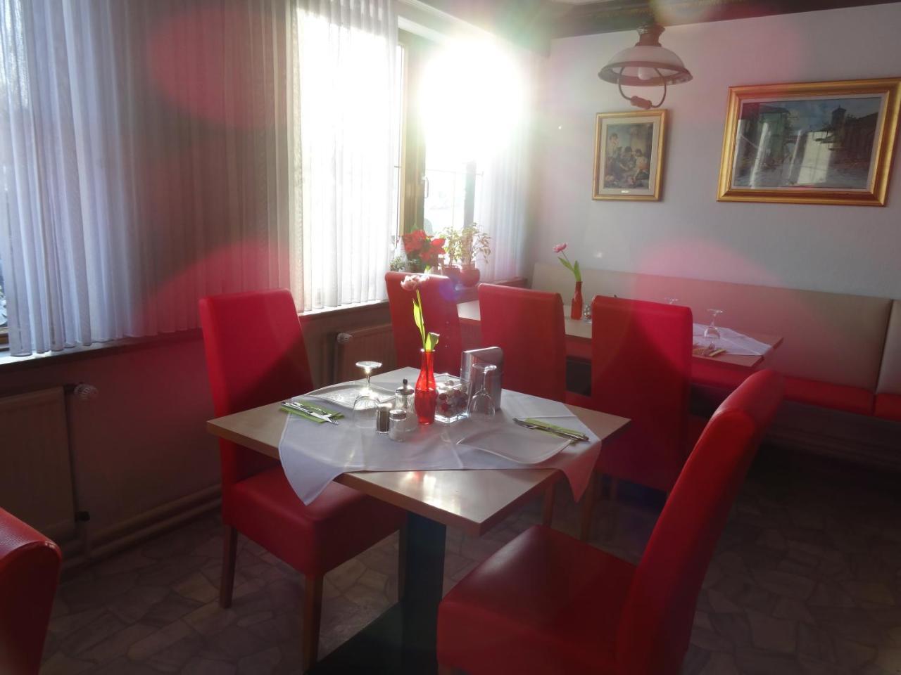 Hotel Gasthof Forelle Зигсдорф Экстерьер фото