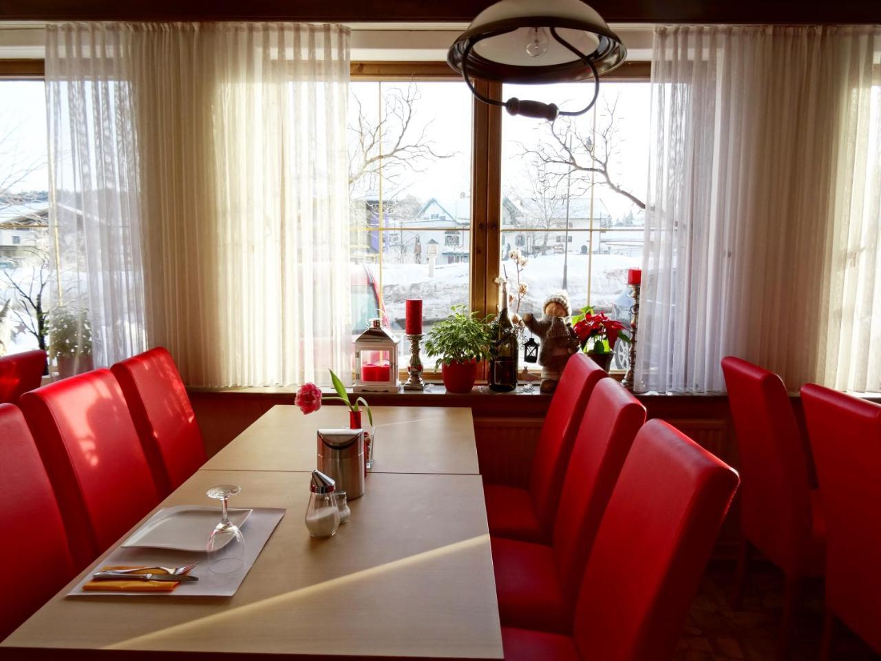 Hotel Gasthof Forelle Зигсдорф Экстерьер фото