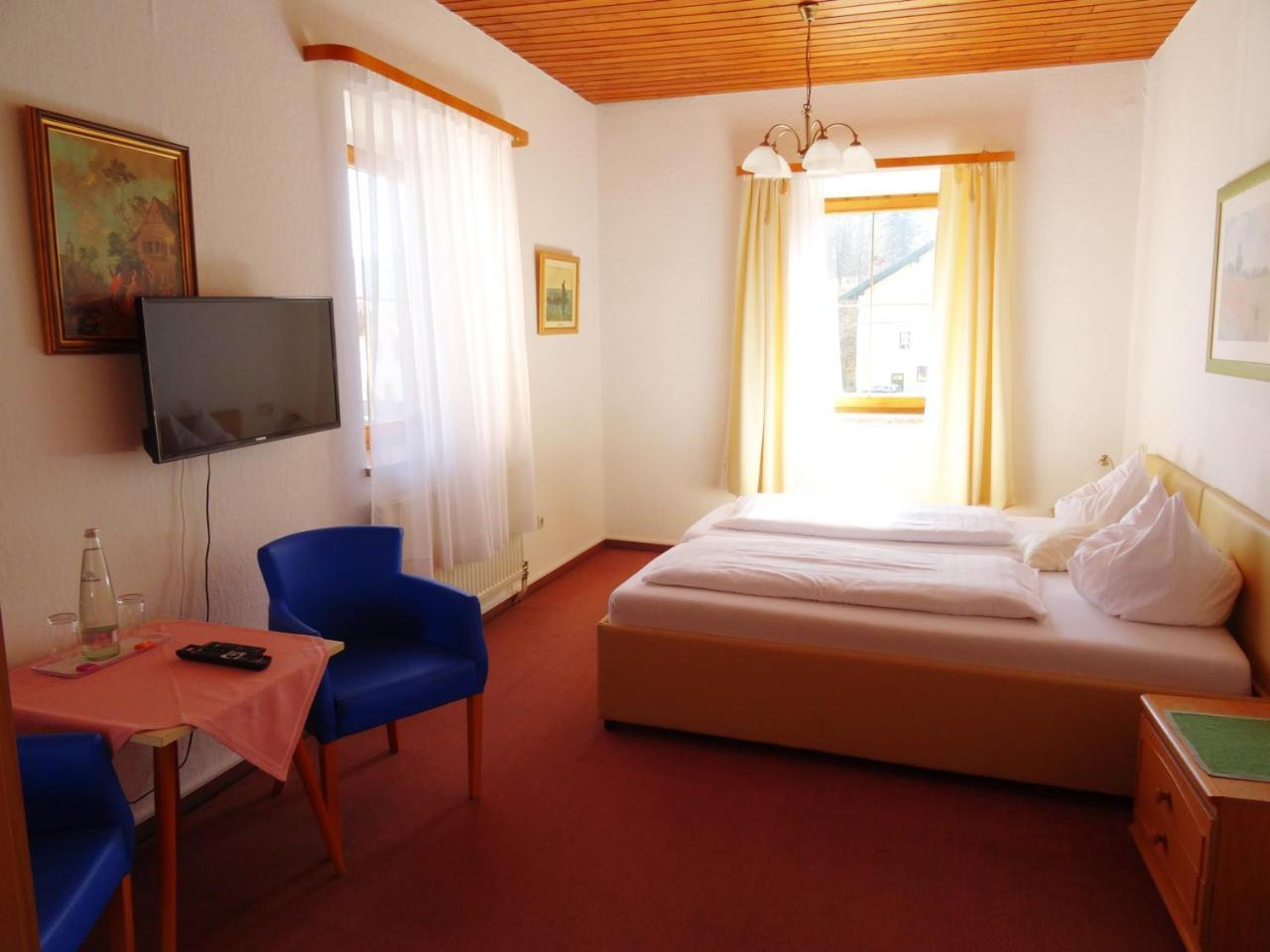 Hotel Gasthof Forelle Зигсдорф Экстерьер фото